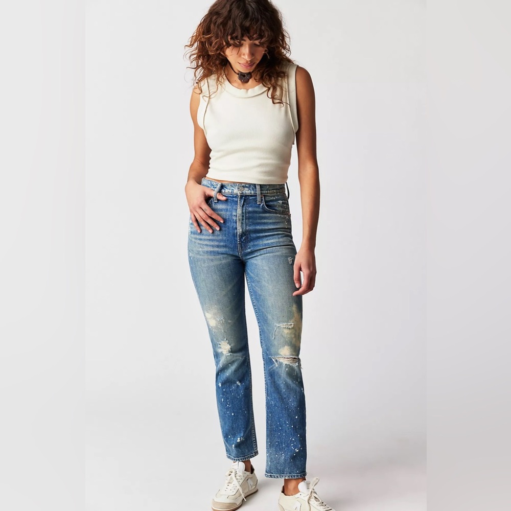 MOTHER High-Waisted Rider Ankle Jeans - Picture 4 of 7